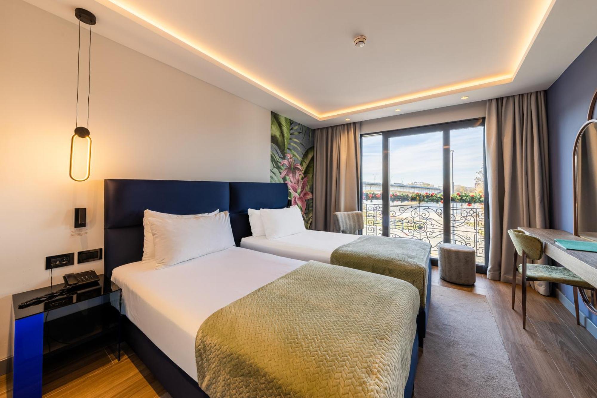 Calisi Hotel Белград Экстерьер фото
